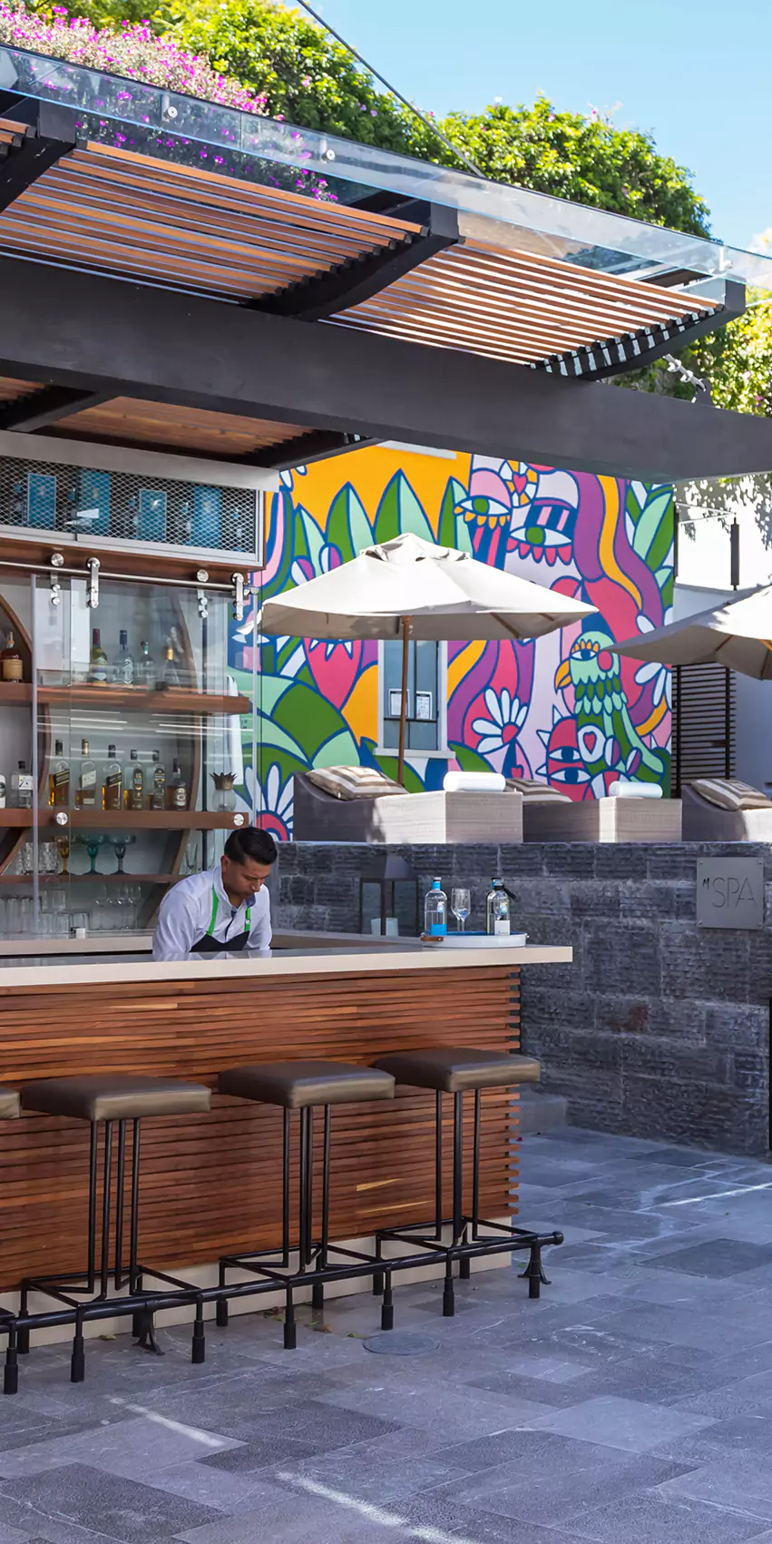 wow-wine-club-matilda-moxi-bar